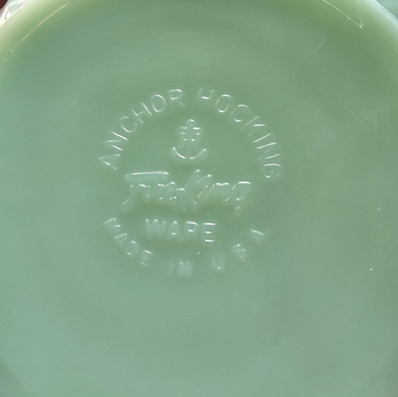 Fire King Jadeite Vintage Glassware - Picture 2 of 7